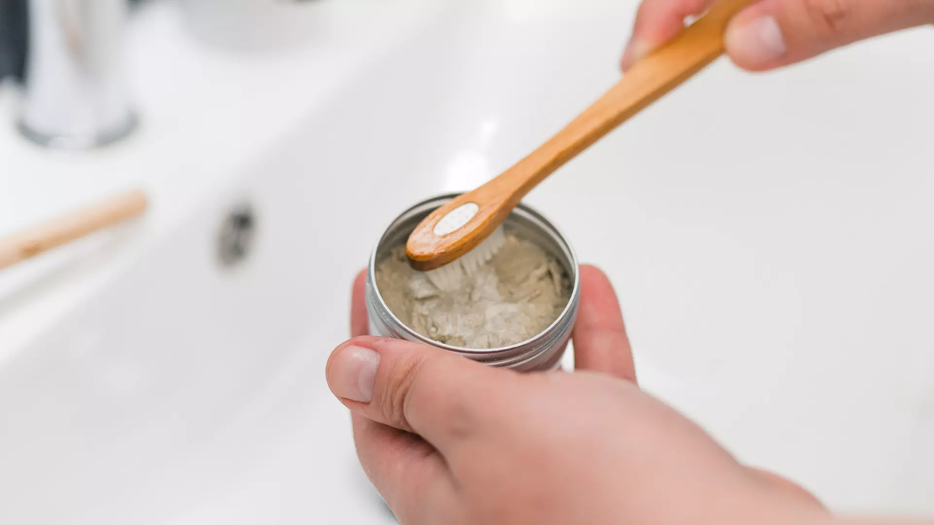 comment utiliser dentifrice solide