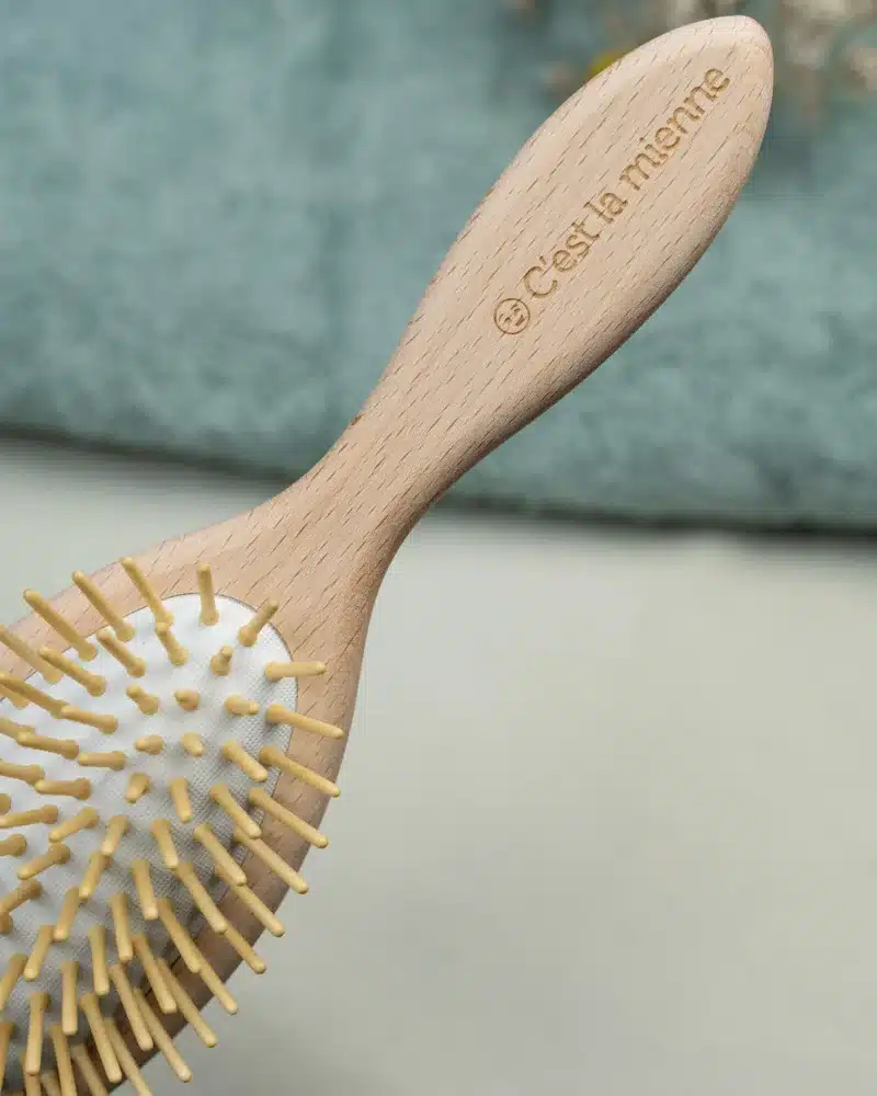 brosse à cheveux bois personnalisée