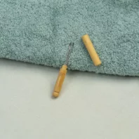 cure-oreille bois naturel