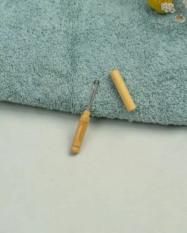 cure-oreille bois naturel