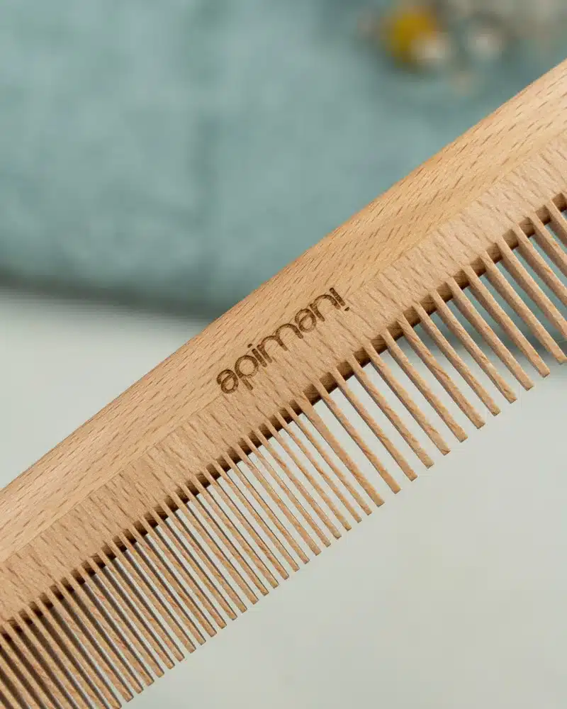peigne en bois vegan