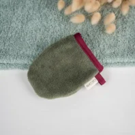 gant-demaquillant-kaki