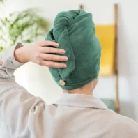 serviette-a-cheveux-boucles