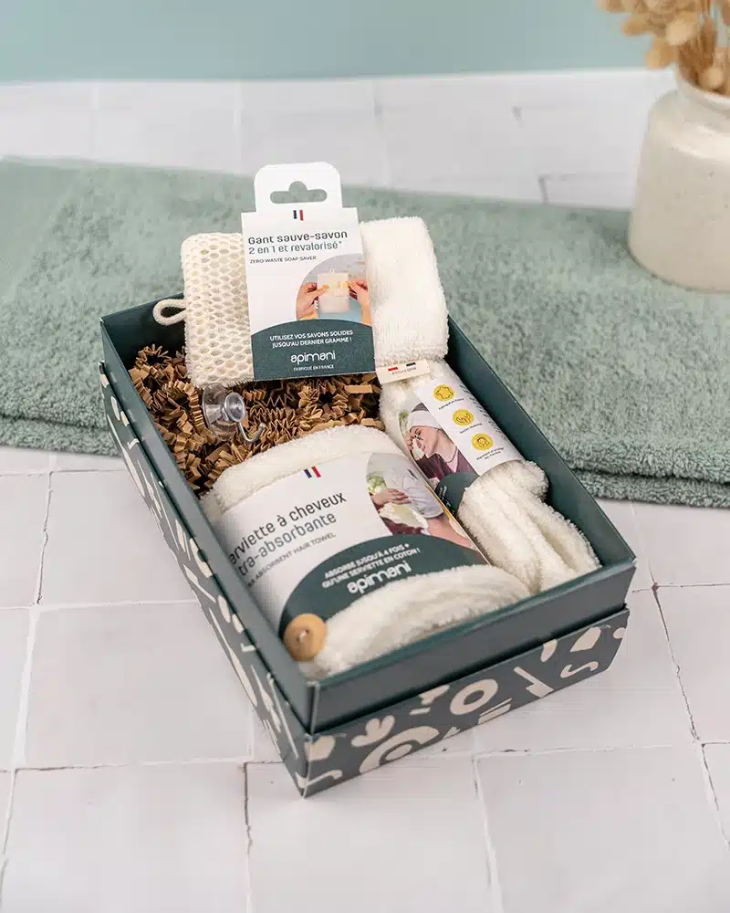 coffret cadeau linge de bain blanc